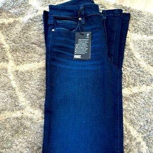 Paige flare jeans Genevieve